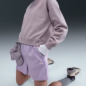 Nike ACG Women's Hiking Repel Mid-Rise Ripstop Shorts Purple XSmall